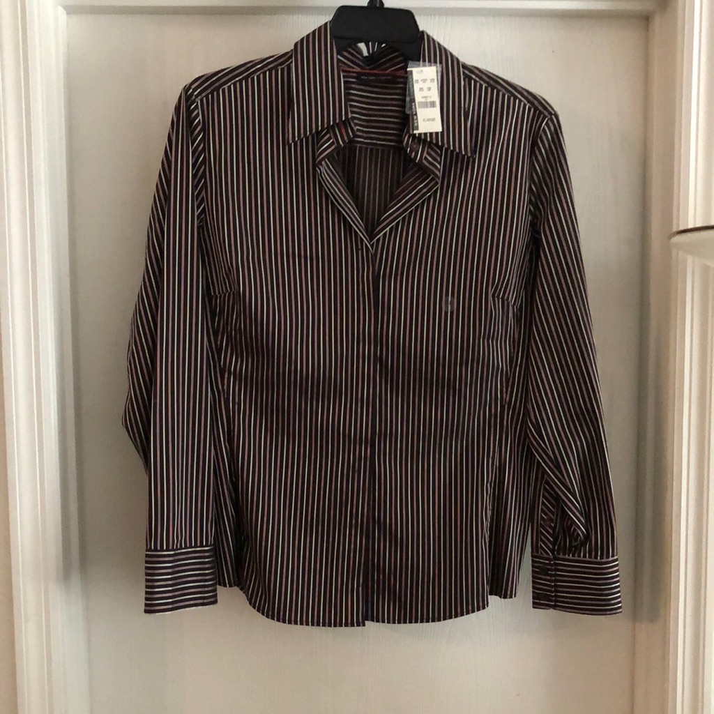 Brand New New York And Company Unisex Black Striped Shirt